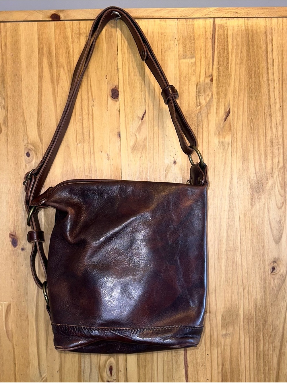 Women's Dark Brown Leather Crossbody Bag with Adjustable Strap